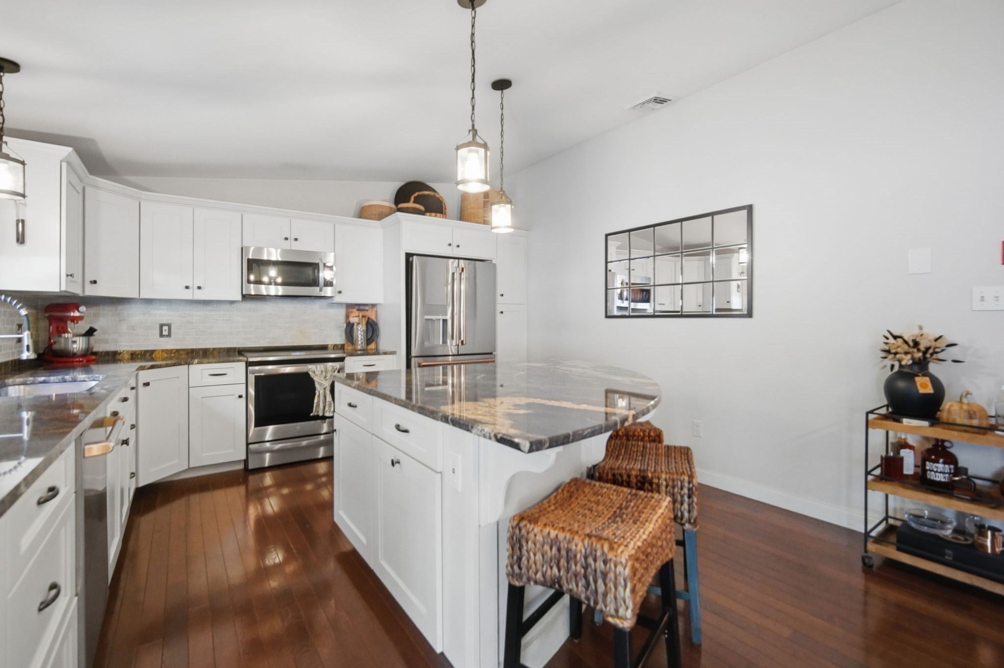 60 E Brimfield Rd, Holland, MA Photo #6