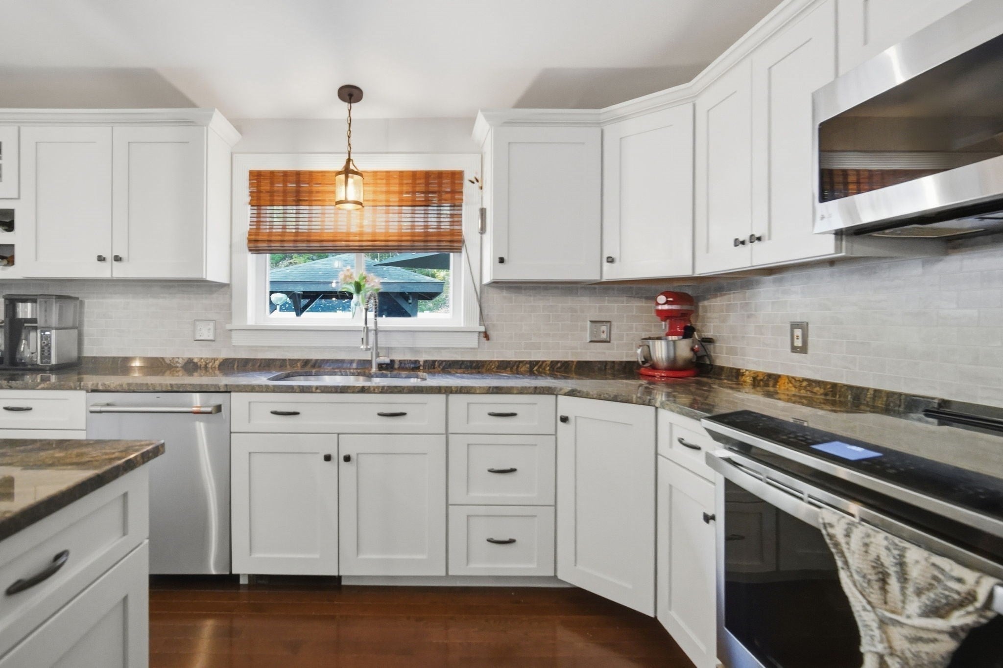 60 E Brimfield Rd