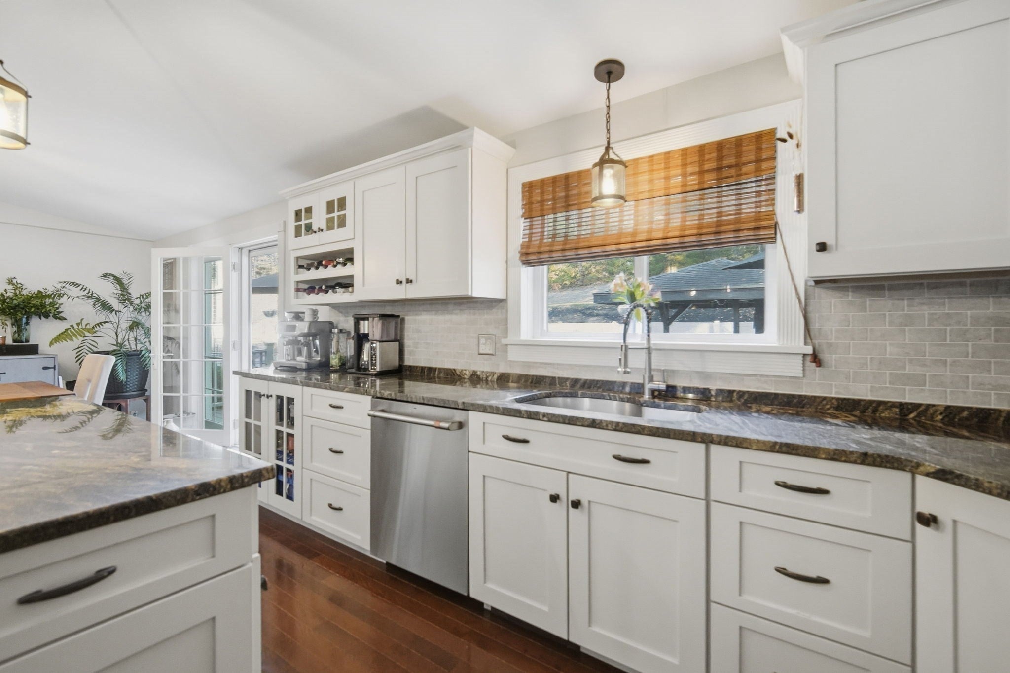 60 E Brimfield Rd