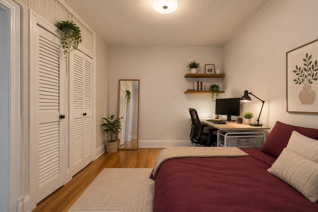 130 Myrtle St #1, Boston, MA Photo #4