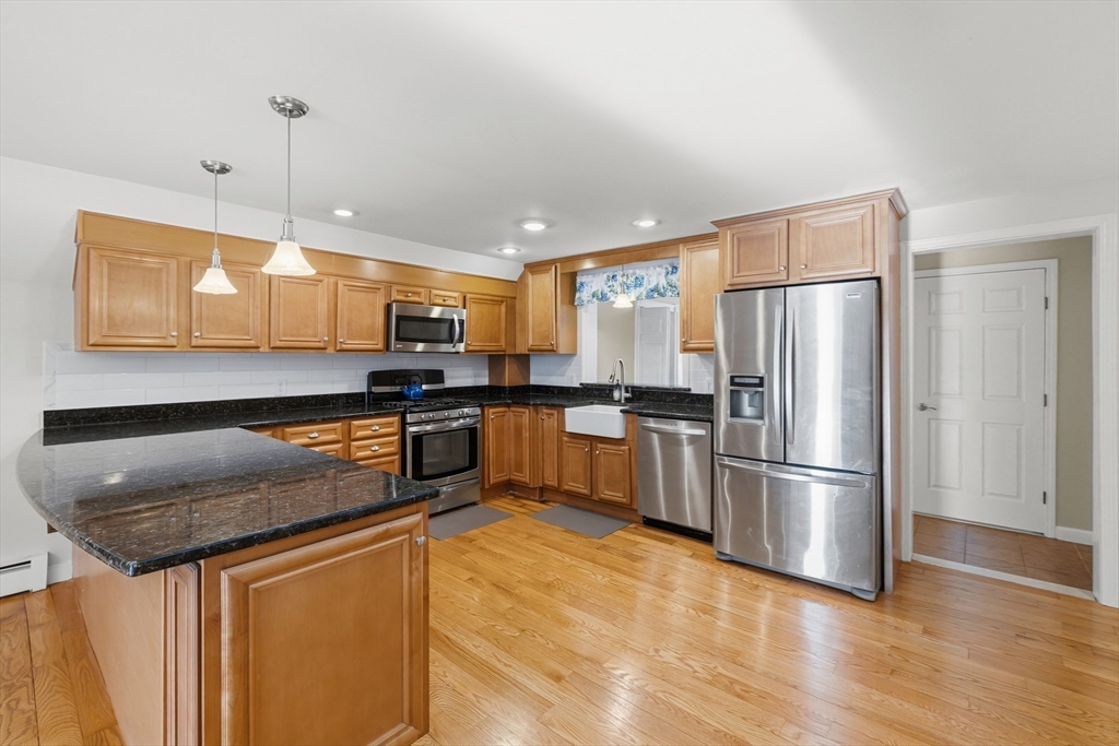 50 Plymouth Blvd