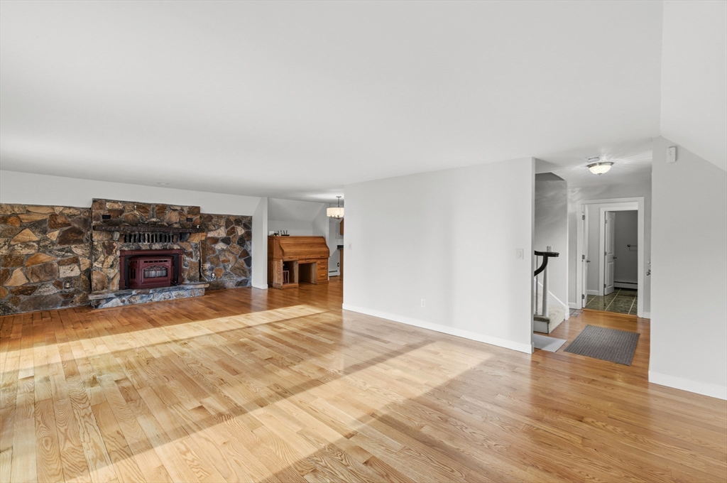 50 Plymouth Blvd