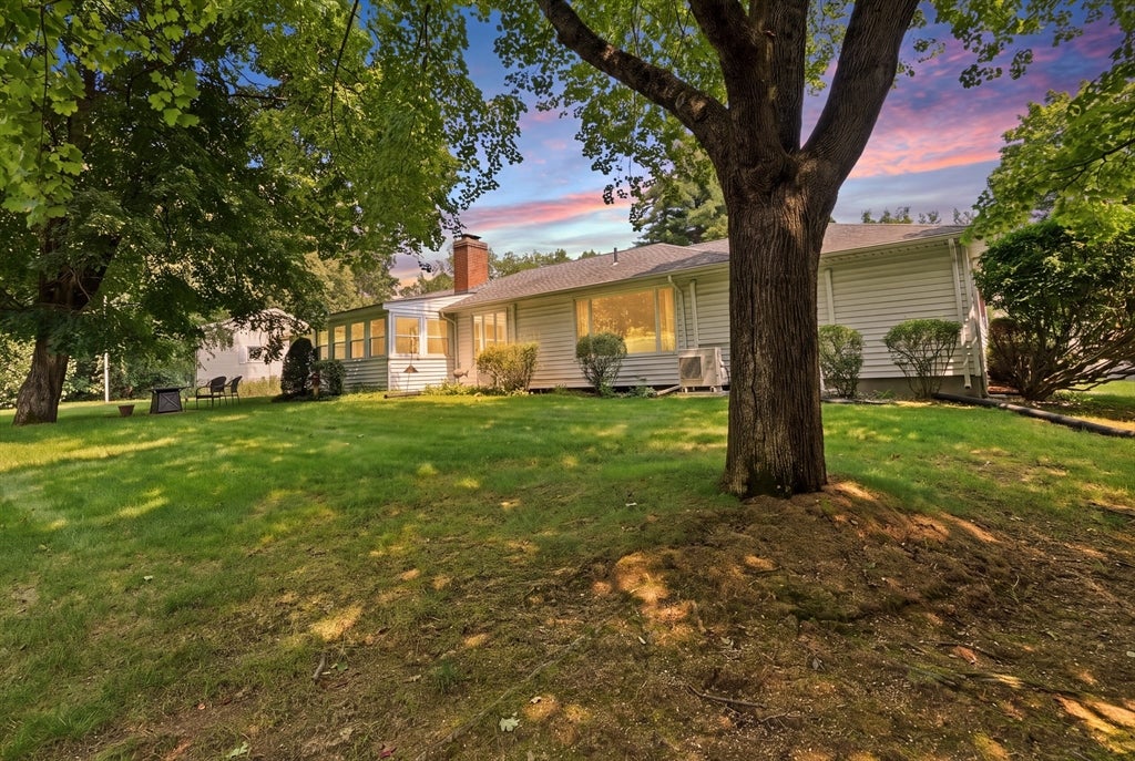 22 Williston Dr