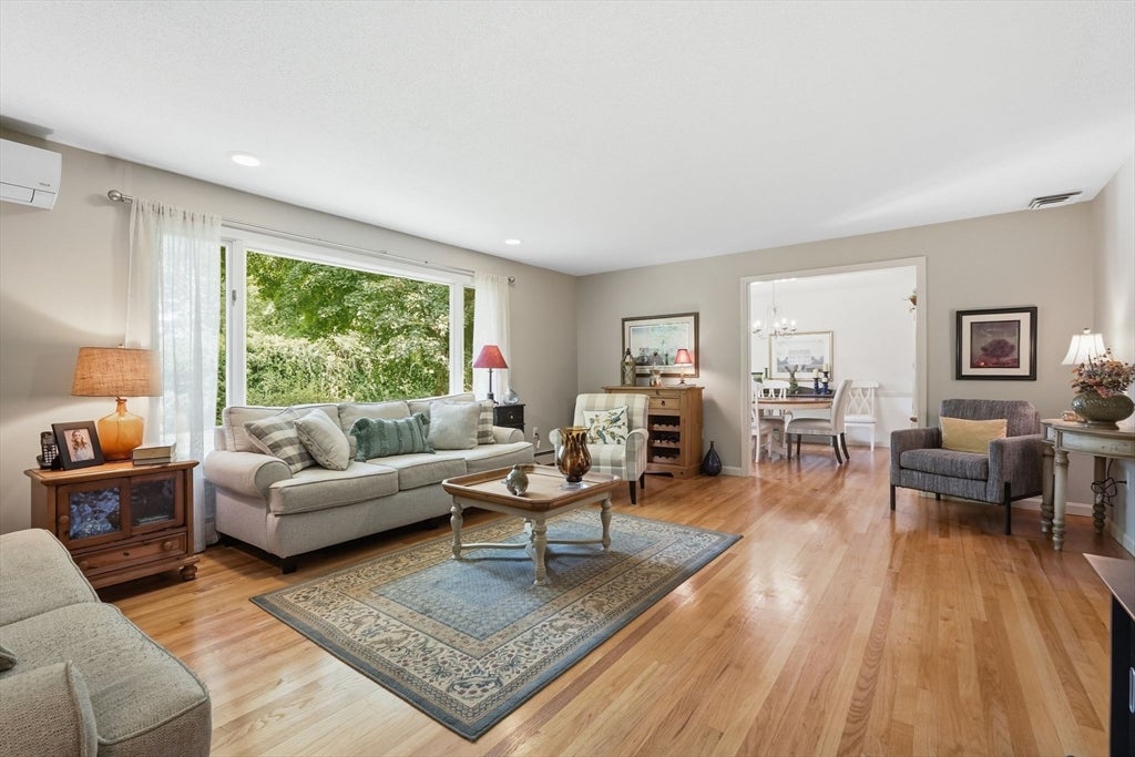 22 Williston Dr, Longmeadow, MA, 22 Williston Dr, Longmeadow, MA Photo #8