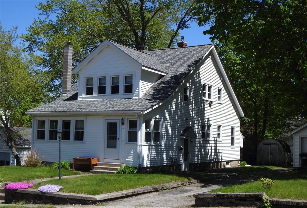 7 Whitin Avenue, Northbridge, MA Photo #1
