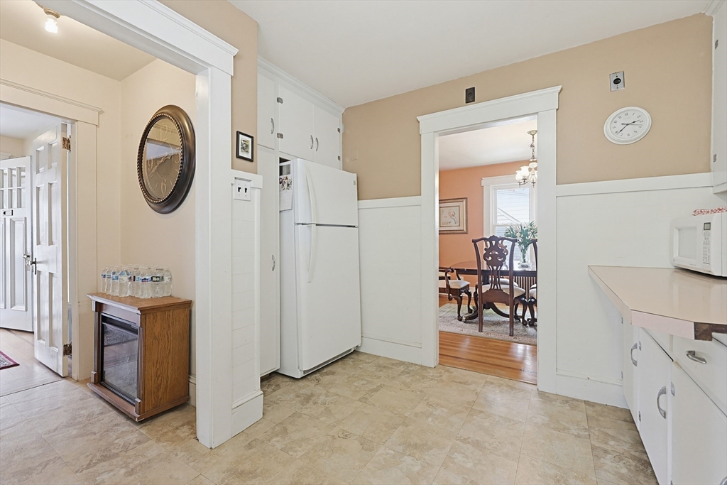 7 Whitin Avenue, Northbridge, MA Photo #17