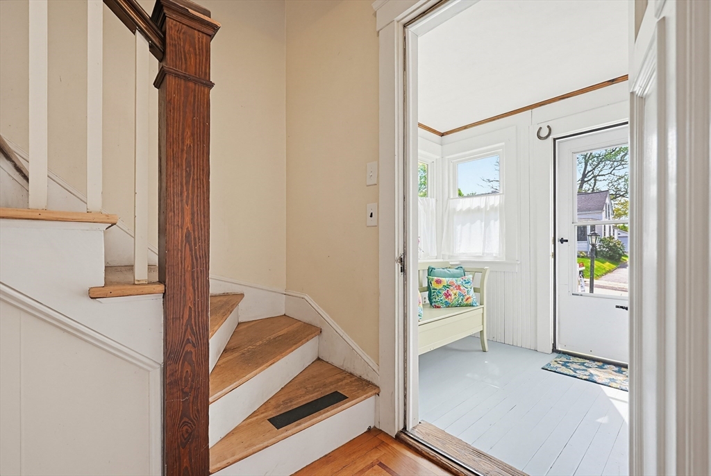 7 Whitin Avenue, Northbridge, MA Photo #25