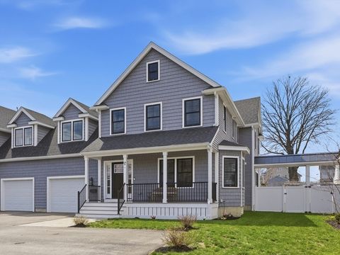29 Grove Street B Hudson MA 01749