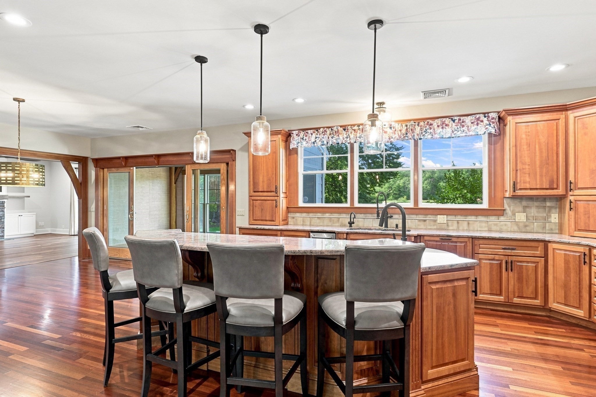 20 Bungalow Point, Wilbraham, MA, 20 Bungalow Point, Wilbraham, MA Photo #8