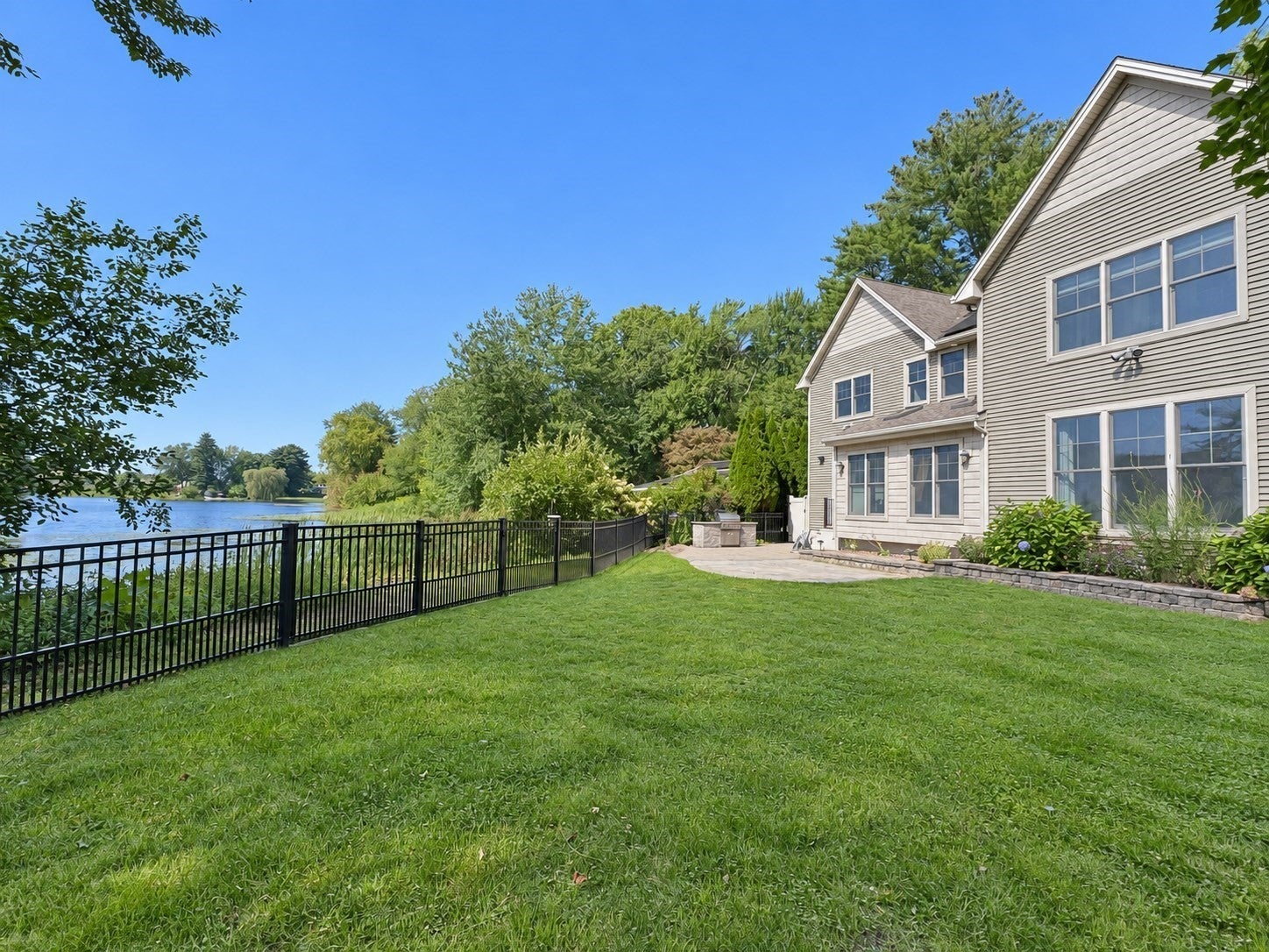 20 Bungalow Point
