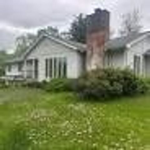 72 Beebe Rd Wilbraham MA 01095