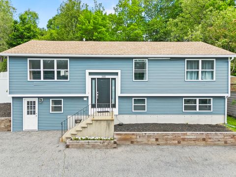 Photo of 395 Lowell Street, Peabody, MA 01960 (MLS # 73532601)
