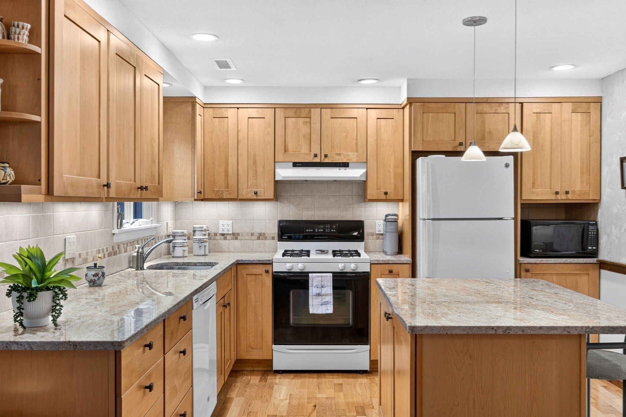 39 Lakewood Drive, Harwich, MA, 39 Lakewood Drive, Harwich, MA Photo #11