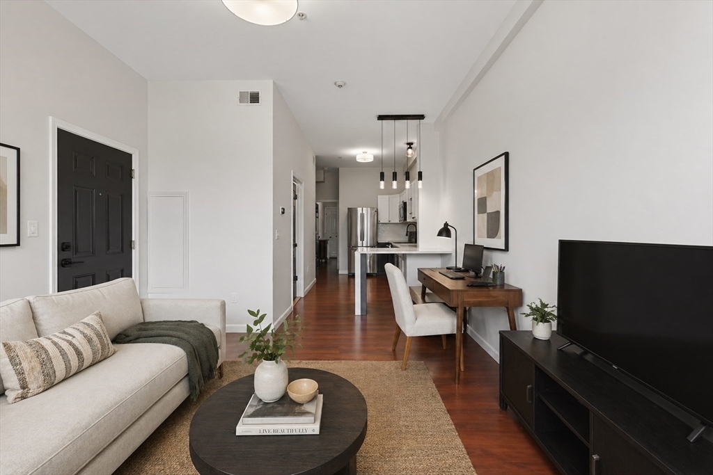 256 Bremen St #3, Boston, MA, 256 Bremen St #3, Boston, MA Photo #1