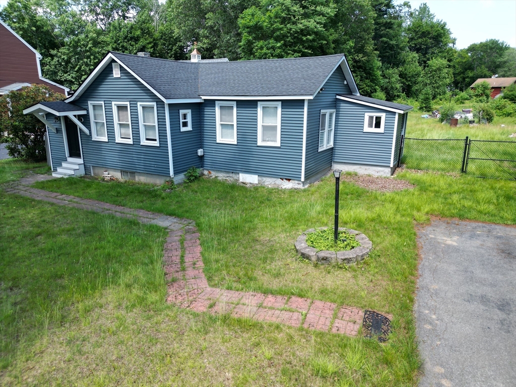 89 Dudley St