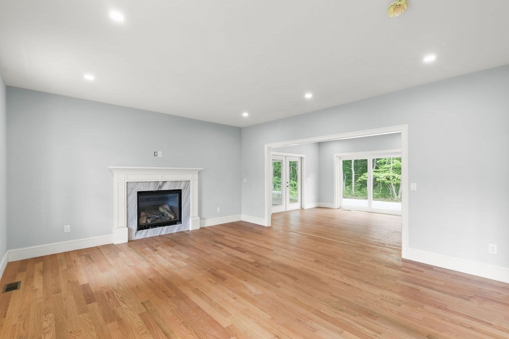 9 Ridgehill Lane