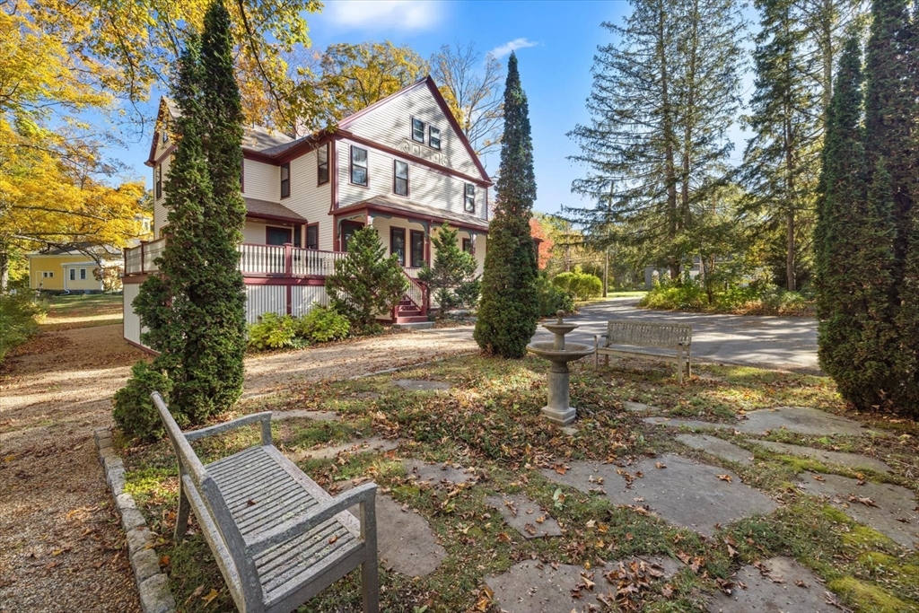 451 Gleasondale Rd