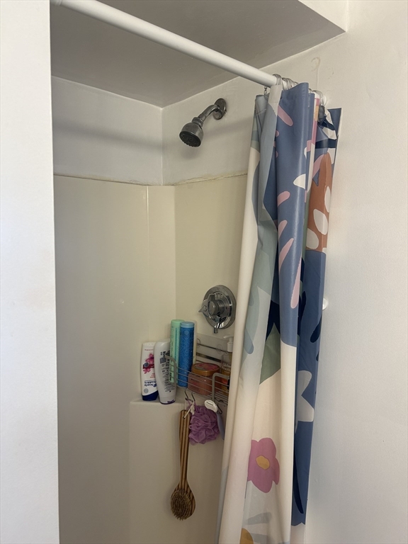 Cambridge, Massachusetts 02139, United States, 2 Bedrooms Bedrooms, ,2 BathroomsBathrooms,Residential,Active,148721