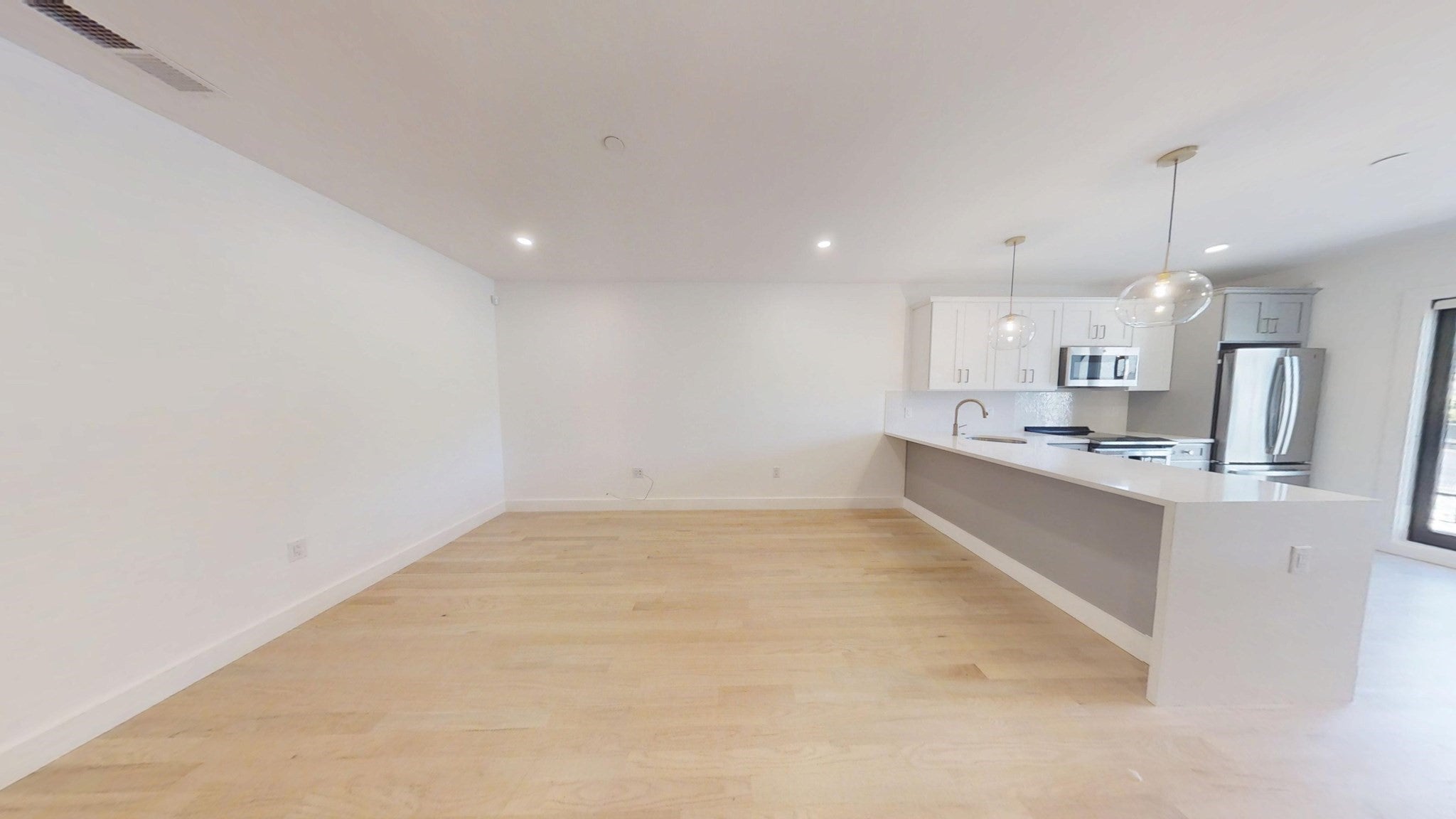 52 Withington St 7