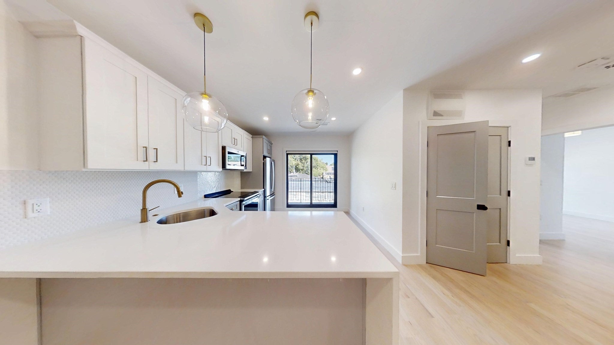 52 Withington St 7