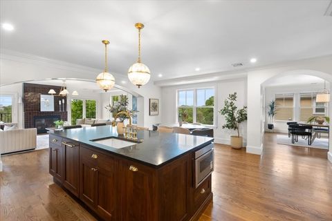197 Winchester St 197 Brookline MA 02446