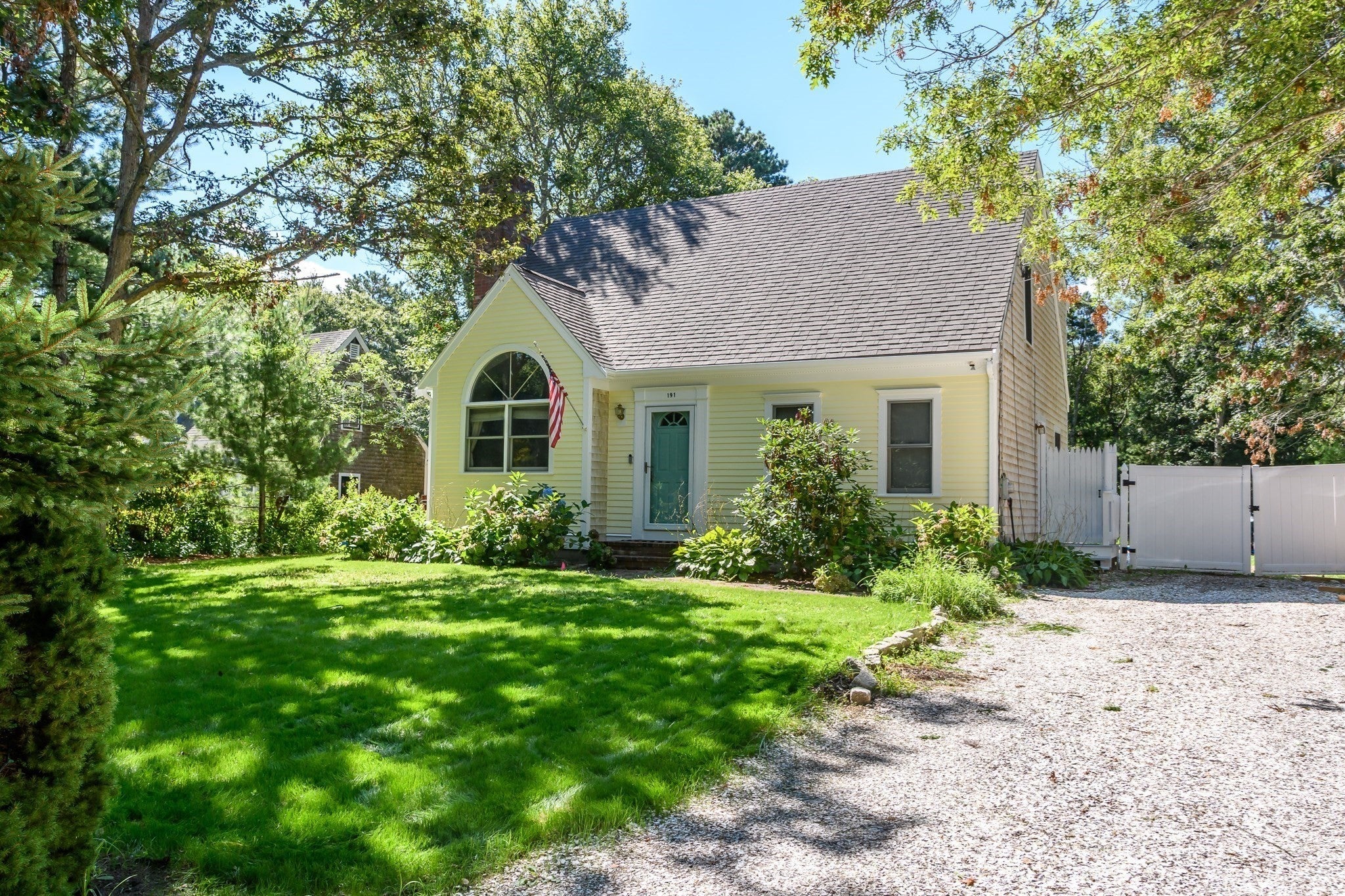 191 James Cir