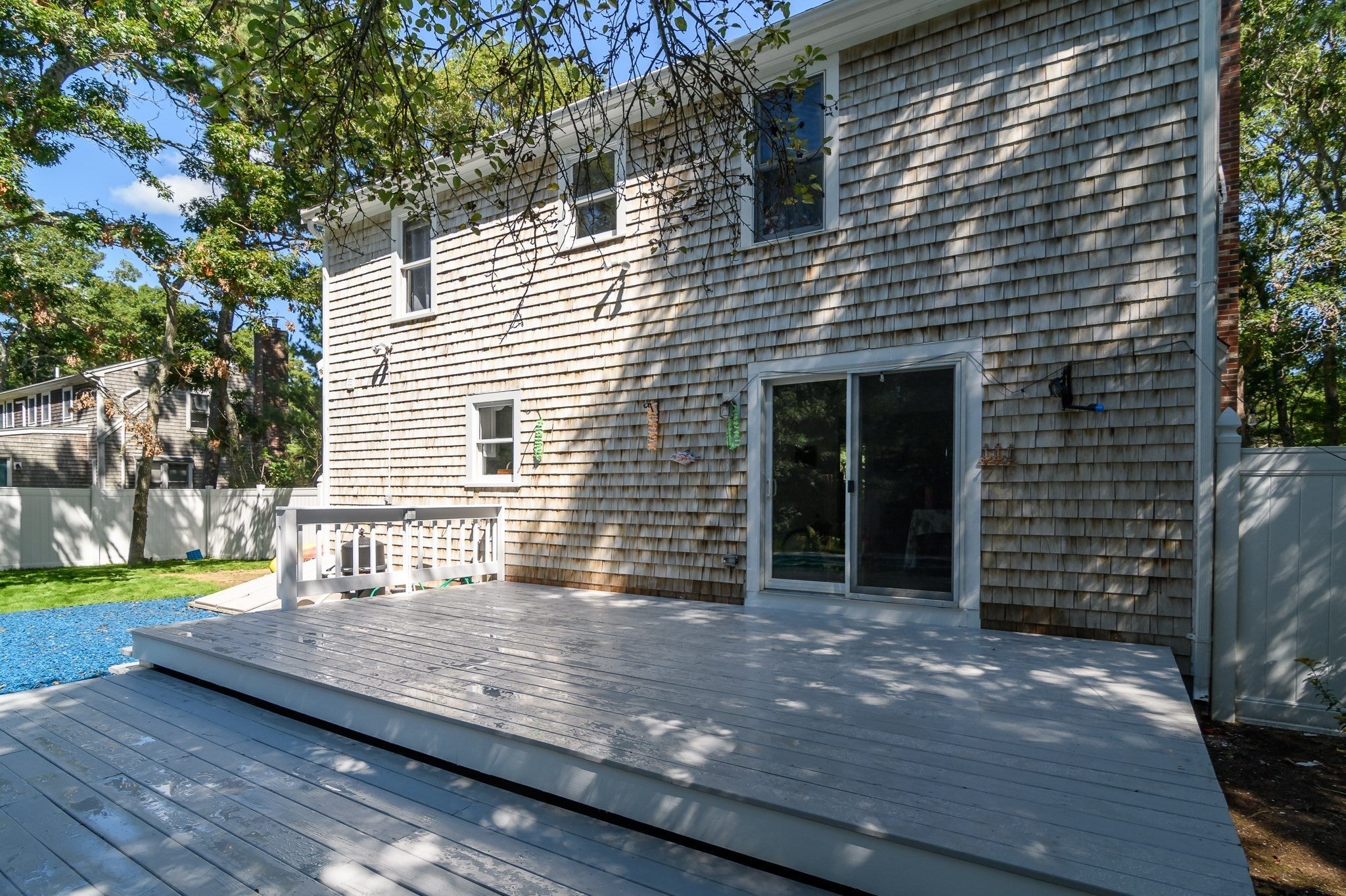191 James Cir