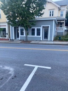 Photo of 111 Church St, Northbridge, MA