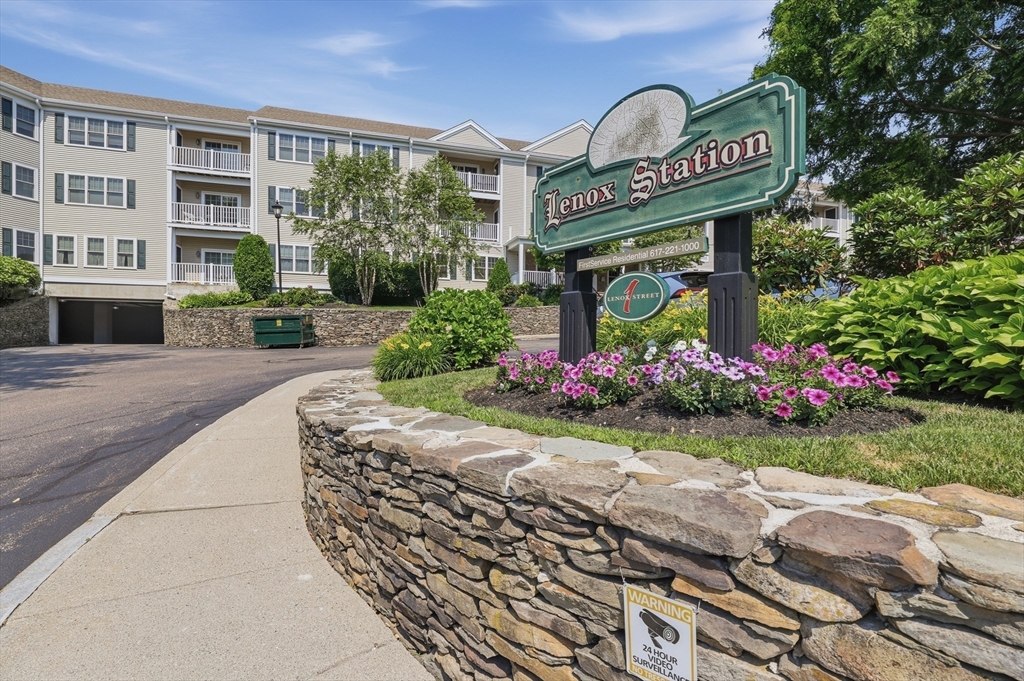 1 Lenox St #304, Norwood, MA, 1 Lenox St #304, Norwood, MA Photo #2
