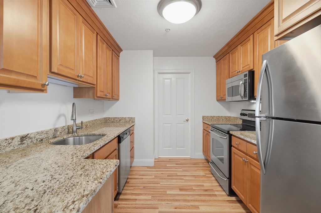 1 Lenox St #304, Norwood, MA, 1 Lenox St #304, Norwood, MA Photo #7