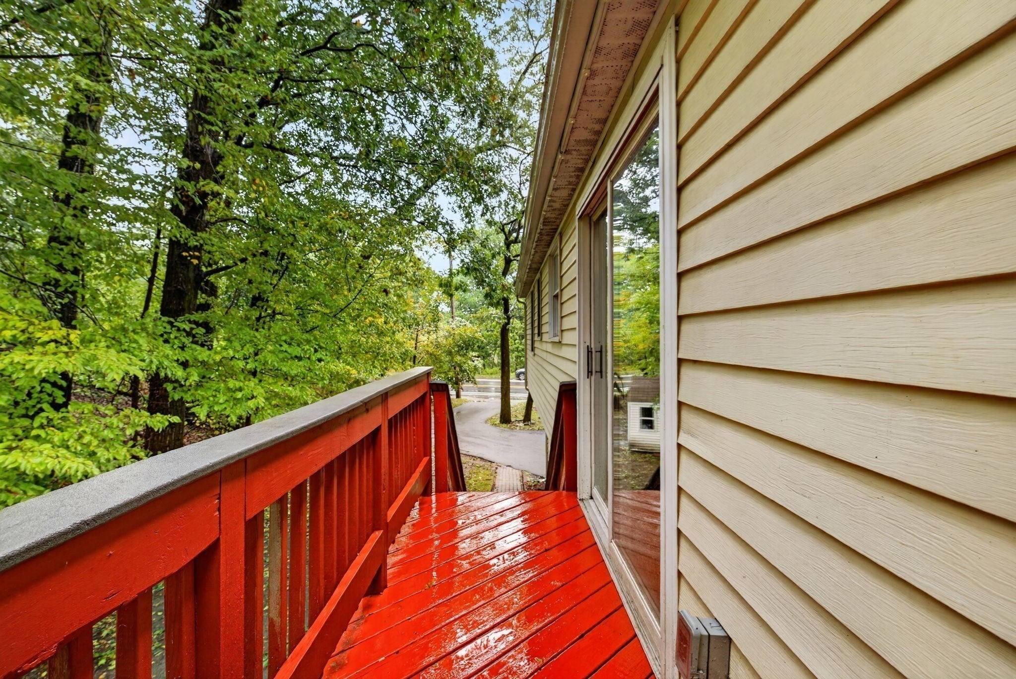 523 Greendale Ave, Needham, MA Photo #22