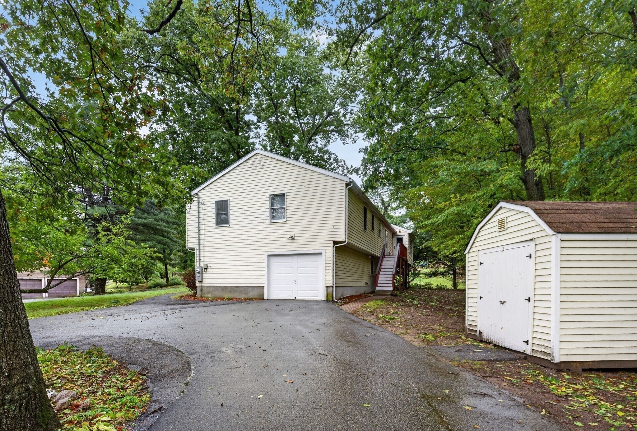 523 Greendale Ave, Needham, MA Photo #24