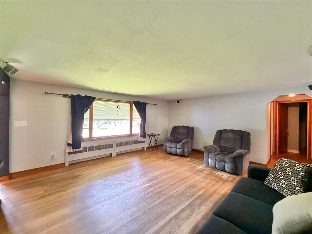 608 Pleasant St