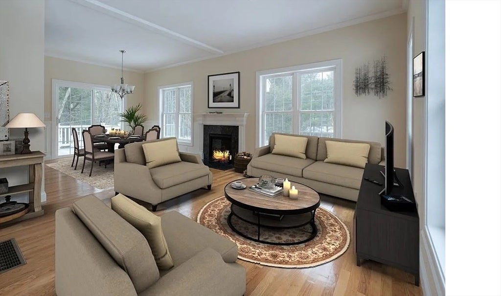 660 Mayflower Landing
