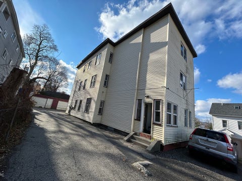 Photo of 7 Bluff St, Worcester, MA 01610 (MLS # 73551331)