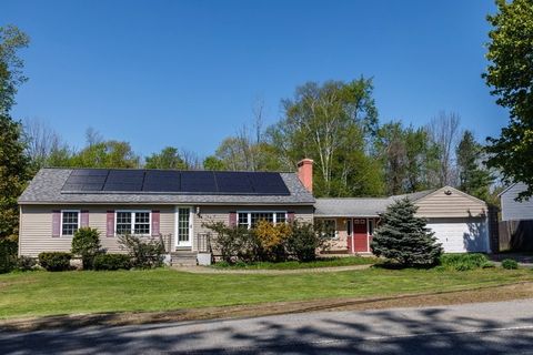 744 Pearl Street Gardner MA 01440