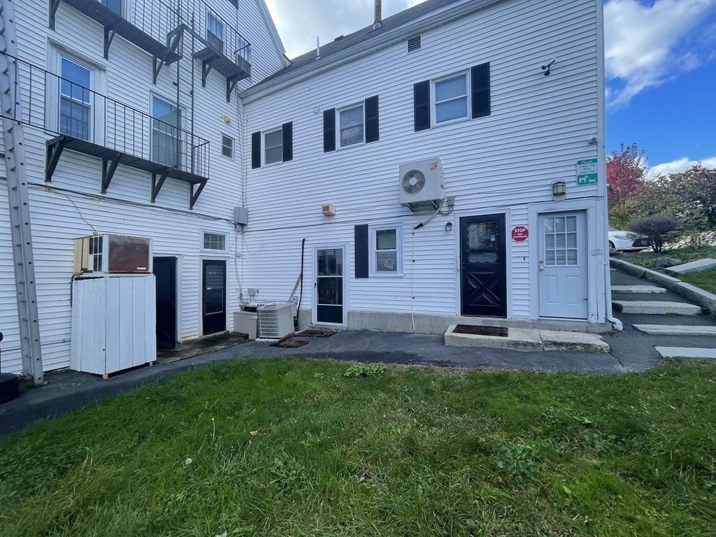 17-23 Essex St REAR
