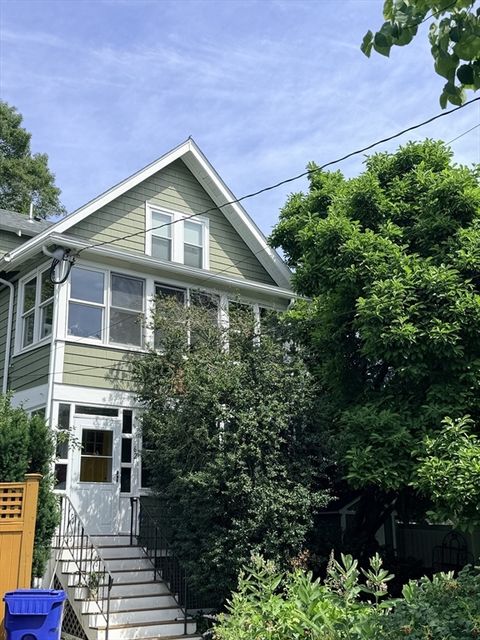 Photo of 62 Brattle St #1, Arlington, MA 02474 (MLS # 73542527)
