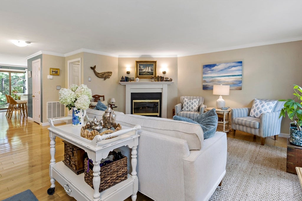 195 Falmouth Rd #3F, Mashpee, MA Photo #4