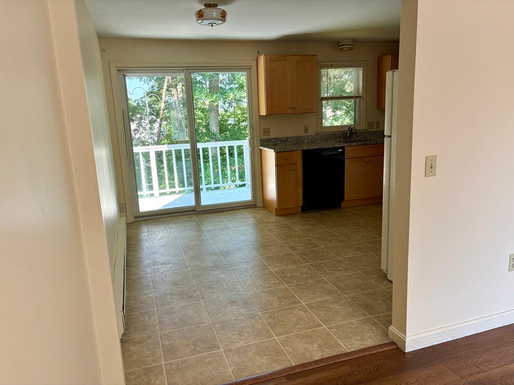 9 Greenhalge Street, Worcester, MA, 9 Greenhalge Street, Worcester, MA Photo #4