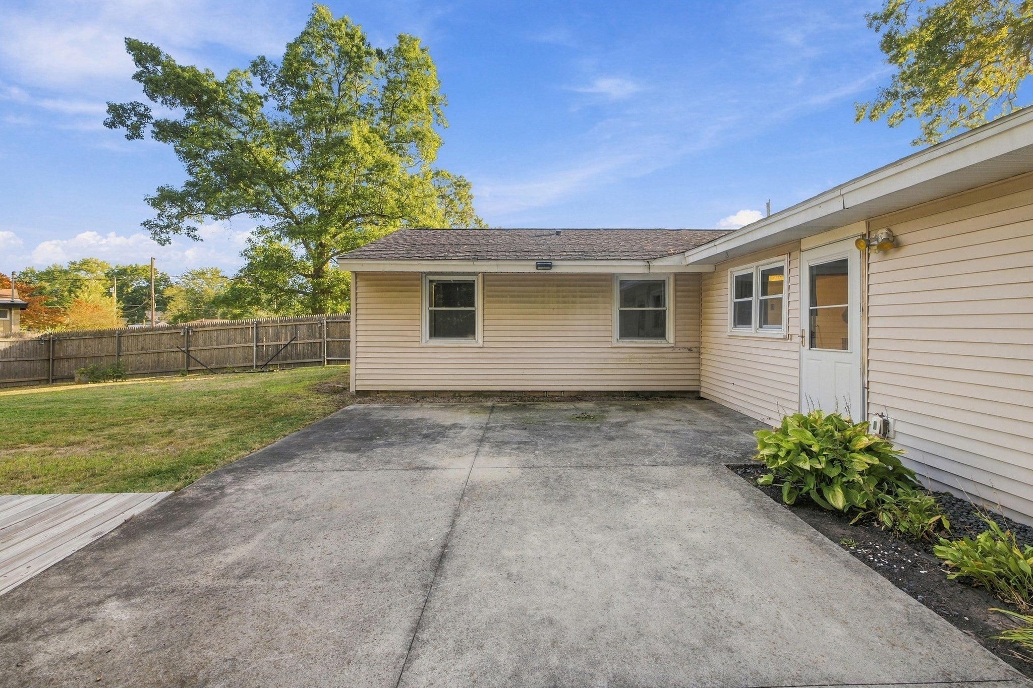 19 Waleco Rd, Brockton, MA Photo #36