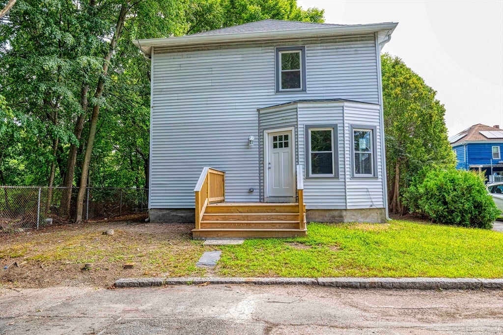 112 Dewolf St, New Bedford, MA Photo #2