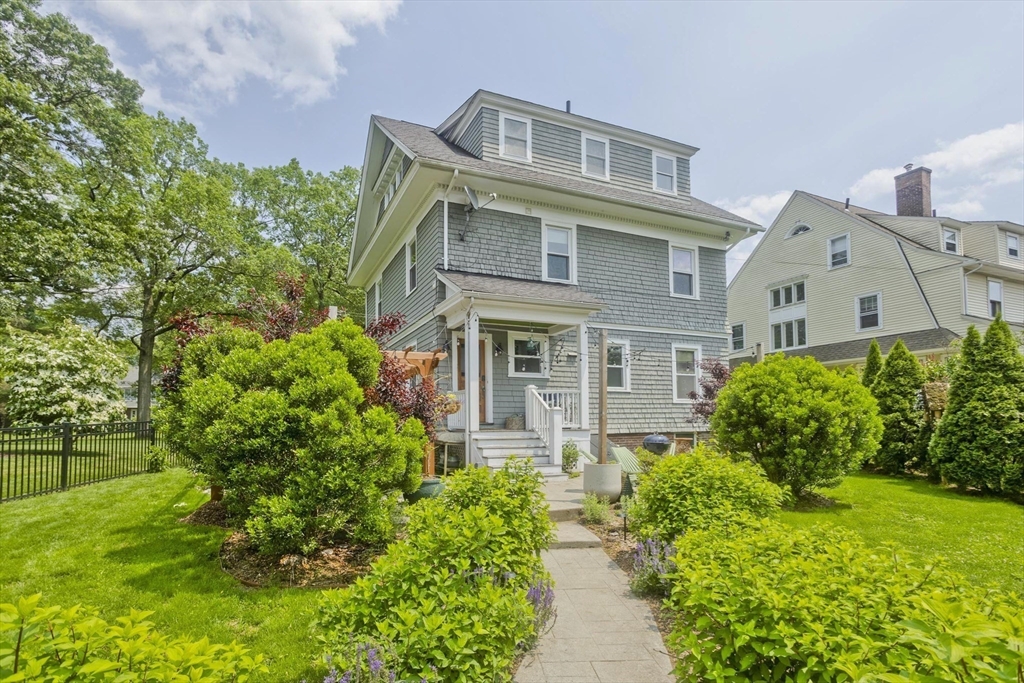 104 Longmeadow St