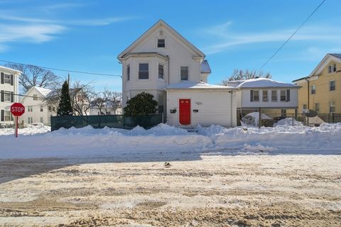 118 Bartlett St Brockton MA 02301