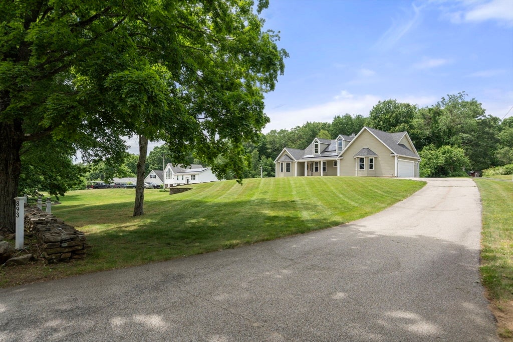 893 Cronin Rd
