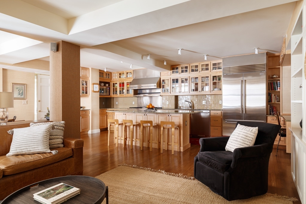 172 Beacon Street 4