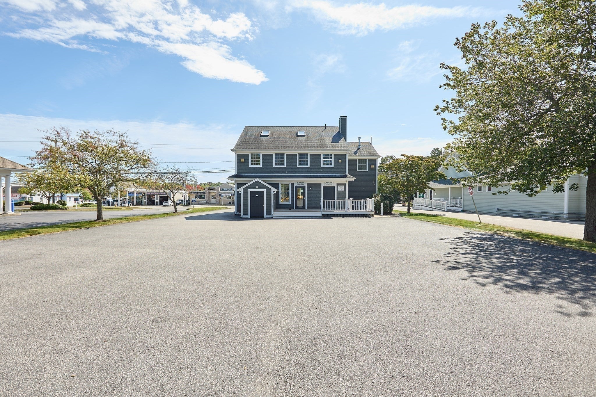 1944 Ocean St
