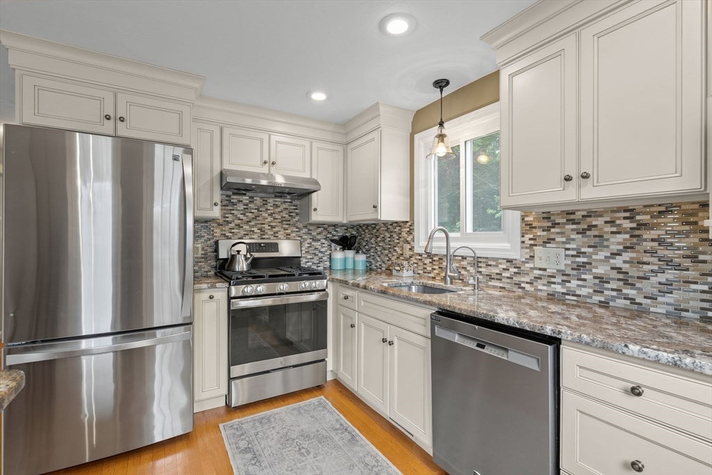 12 Enwright Way, Bridgewater, MA, 12 Enwright Way, Bridgewater, MA Photo #5