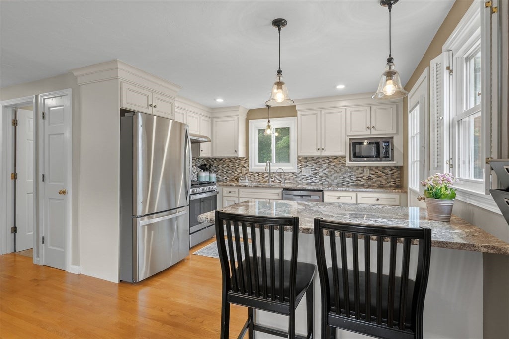 12 Enwright Way, Bridgewater, MA, 12 Enwright Way, Bridgewater, MA Photo #9