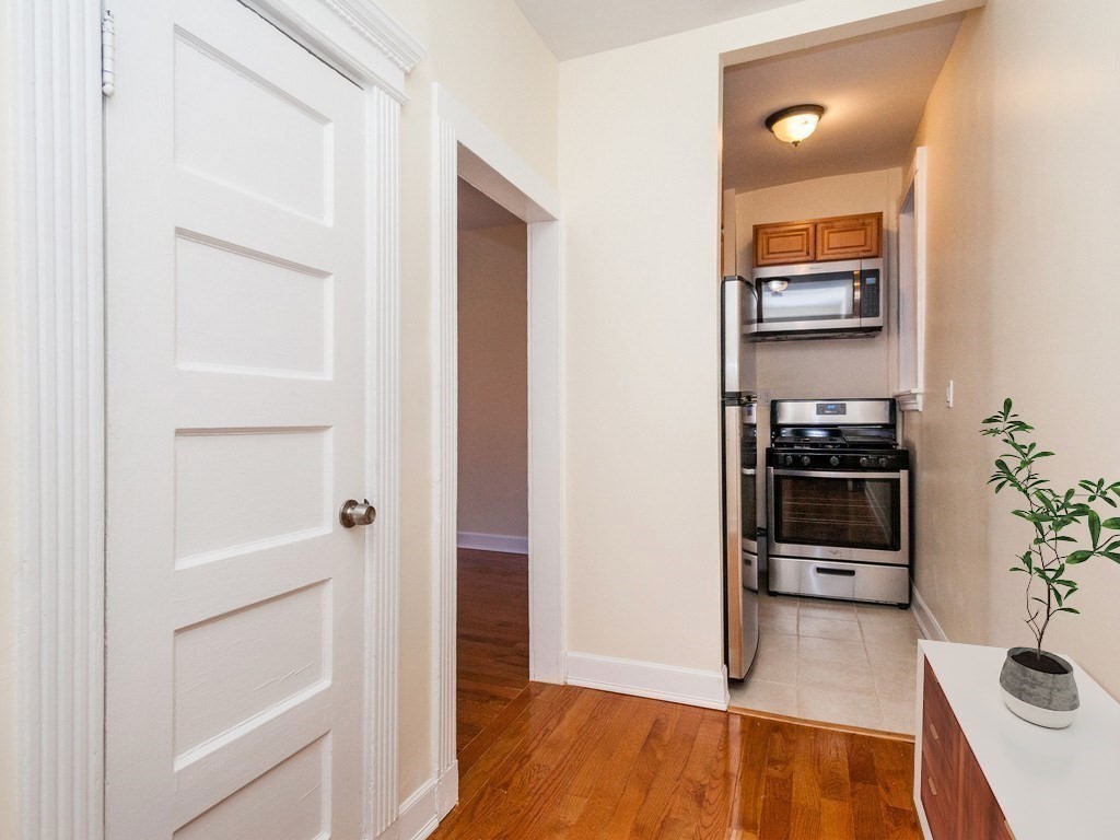 65 Burbank St. 17